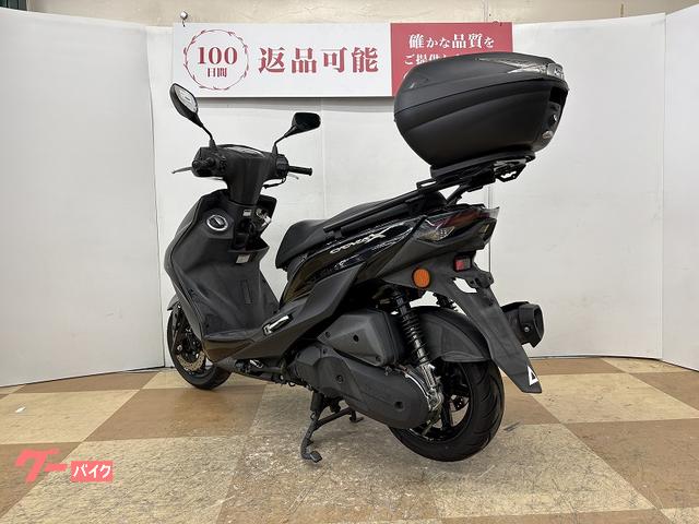 ヤマハ シグナスX SR 2020年モデル GIVI製リアボックス装備