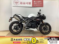 ＴＲＩＵＭＰＨ　スピードトリプルＲＳ　アクスルスライダー装着　ＴＦＴ液晶メーターモデル