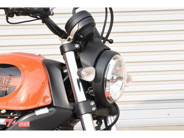 ★ DUCATIスクランブラー sixty2 ノーマルシート良品！ ☆ DUCATIスクランブラー sixty2 ノーマルシート良品