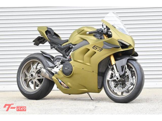 パニガーレＶ４スペチアーレ　アクラポビッチフルエキ　車検用マフラー付属