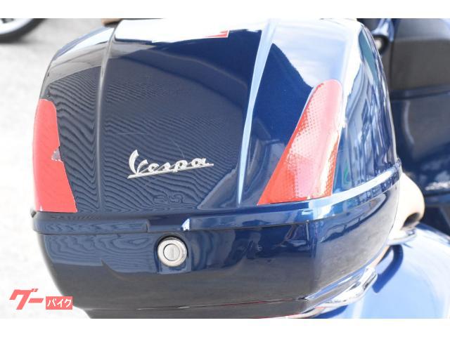 VESPA VESPA GTS250IE 純正リアボックス スクリーン