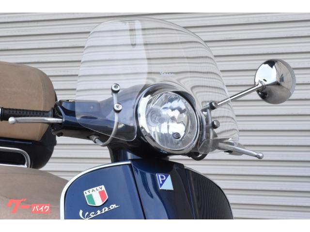 新品　ベスパ GTS250ie 純正　リアボックスシート VESPA VESPA GTS250IE 純正リアボックス スクリーン