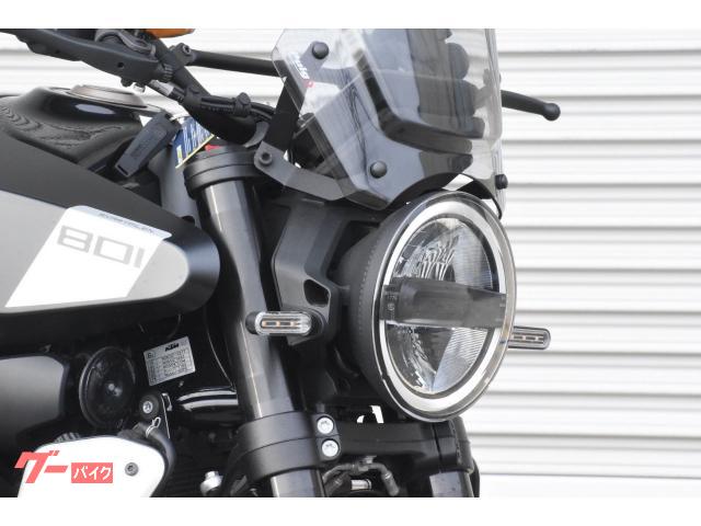 HUSQVARNA スヴァルトピレン801 ETC エルゴシート