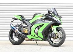 カワサキ　Ｎｉｎｊａ　ＺＸ−１０Ｒ　ビートマフラー　ベビーフェイスステップ