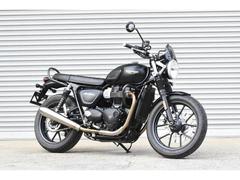 ＴＲＩＵＭＰＨ　ストリートツイン　ＥＴＣ　エンジンガード　タンデムバー