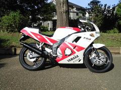 ヤマハ　ＦＺＲ２５０Ｒ　タイヤ前後　ＭＦバッテリー他新品