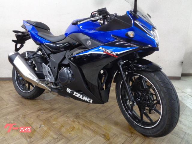 ＧＳＸ２５０Ｒ　ＡＢＳ　フルデジタルメーター　７段階調整式リヤサス　セパレートハンドル　ポジション＆テールＬＥＤ　スポークホイール