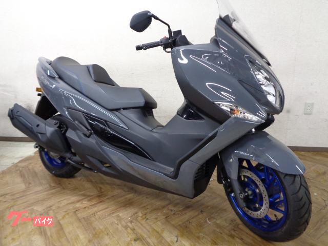 バーグマン４００　新車　トラクションコントロール　４スト単気筒ＤＯＨＣエンジン　ＤＣ１２Ｖソケット　フューエルインジェクション