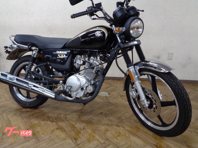 ＹＢ１２５ＳＰ　ウインカー・テールランプ・ライトカスタム　キャブ車　空冷４スト単気筒エンジン　ロングローシート　フロントディスク
