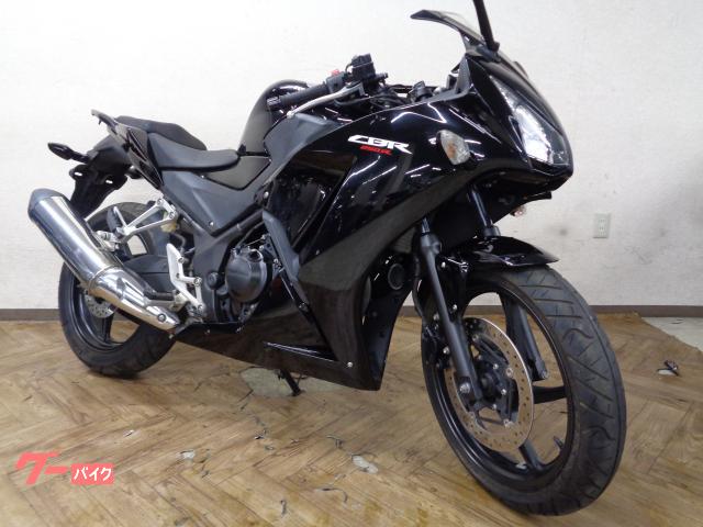 ＣＢＲ２５０Ｒ　後期モデル　ステンレス製マフラー　二眼タイプヘッドライト　単気筒水冷ＤＯＨＣエンジン　純正フルノーマル車　ブラック