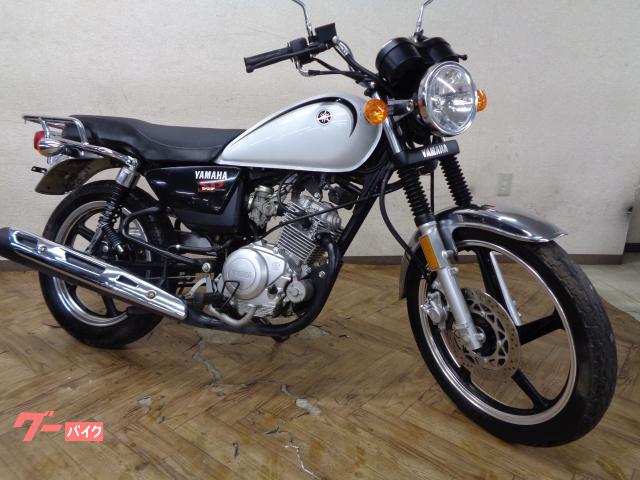 ＹＢ１２５ＳＰ　ノーマル車　キャブ車　空冷４スト単気筒エンジン　ロングローシート　フロントディスクブレーキ　キャストホイール