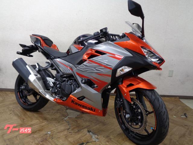 Ｎｉｎｊａ　４００　ＡＢＳ　ＬＥＤヘッドライト　アシスト＆スリッパークラッチ　ギアポジション表示　キャンディバーントオレンジ