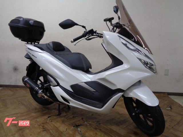 ＰＣＸ１５０　　ヨシムラマフラー　ＡＢＳ　リアボックス　ロングスクリーン　ＥＴＣ　スマートキー　ＬＥＤヘッドライト　シートカスタム