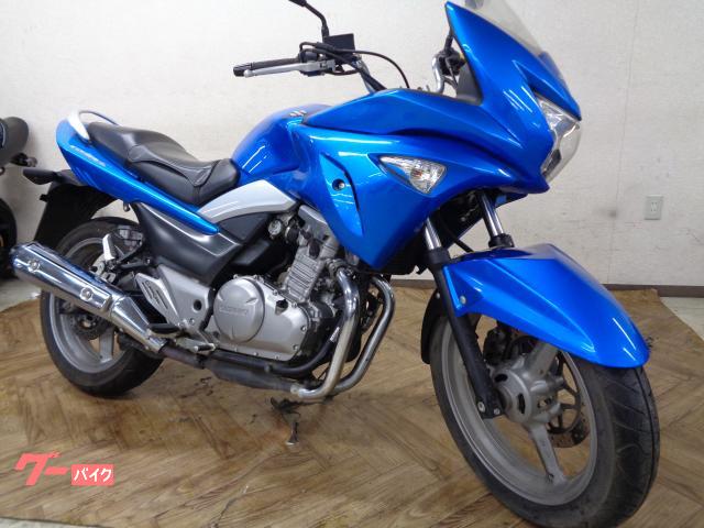 ＧＳＲ２５０Ｓ　ノーマル車　インジェクションモデル　水冷ＳＯＨＣ並列２気筒エンジン　リターン式・６段変速　前後ディスクブレーキ