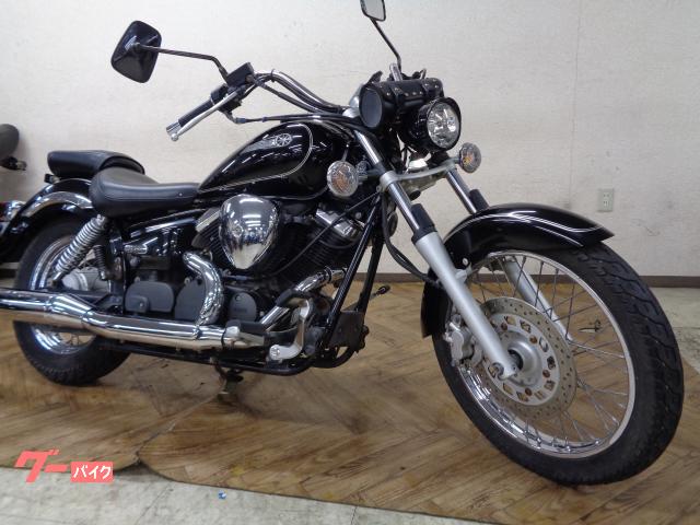 ドラッグスター２５０　　　後期モデル　ＶＧ０５Ｊ　２−１タイプマフラー　スクリーン　空冷４ストＶツインエンジン　リターン式５段変速