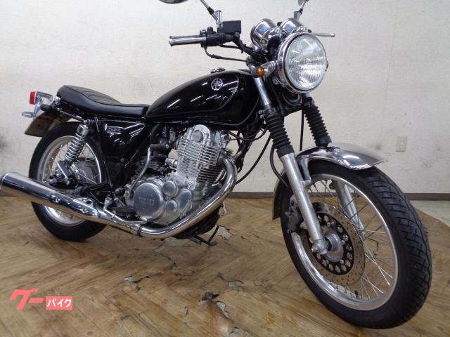 ＳＲ４００　　インジェクションモデル　ＥＴＣ　シートカスタム　ウインカーカスタム　赤キー　ブラック文字盤　リターン式・５段変速