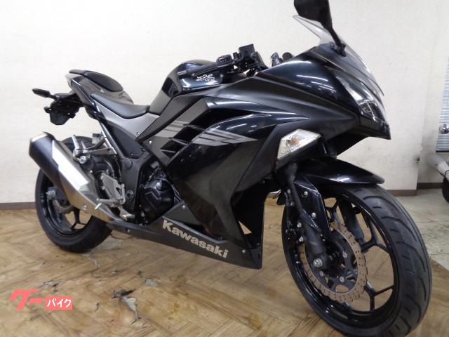 Ｎｉｎｊａ　２５０　アシスト＆スリッパークラッチ　水冷並列２気筒エンジン　２眼ヘッドライト　フルカウルスポーツモデル　ブラック