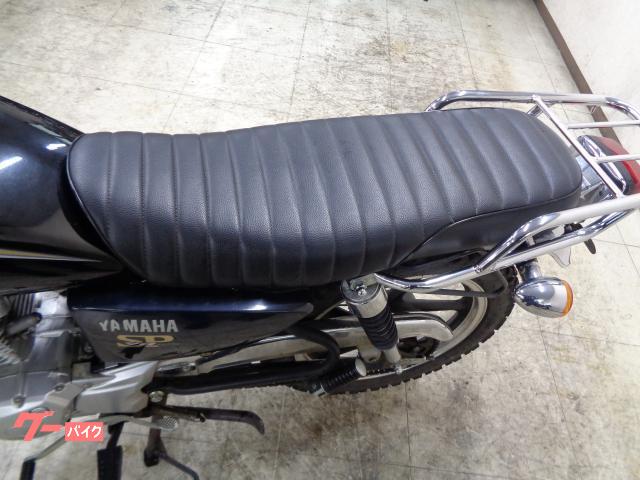ヤマハ YB125SP シートカスタム ヘッドライトガード ブロック