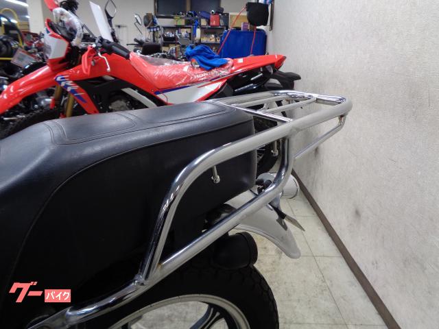 スズキ　ＧＮ１２５－２Ｆ　燃料計・エンジンガード・大型キャリア付モデル スズキ GN125 エンジンガード リアキャリア｜バイクR（宜野湾