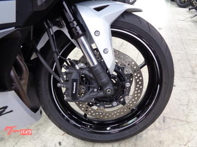 カワサキ Ninja ZX－4R SE ワンオーナー車 フェンダーレス
