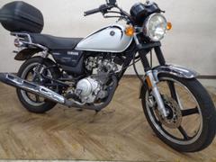 ヤマハ　ＹＢ１２５ＳＰ　キャブ車　リアボックス　空冷４スト単気筒エンジン　ロングローシート　フロントディスクブレーキ　キャストホイール