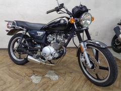 ヤマハ　ＹＢ１２５ＳＰマフラーカスタム　キャブ車　空冷４スト単気筒エンジン　キャストホイール　５段変速　ロングローシート　フロントディスク
