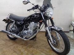 ヤマハ　ＳＲ４００　インジェクションモデル　赤キー　ＵＳＢ電源　スクリーン　ウインカーカスタム　テールライトカスタム　ブラック文字盤