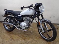 ヤマハ　ＹＢ１２５ＳＰ　ハンドル・マフラーカスタム　キャブ車　空冷４スト単気筒エンジン　ロングローシート　フロントディスクブレーキ　キャス