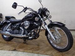 ヤマハ　ドラッグスター２５０　　　後期モデル　ＶＧ０５Ｊ　２−１タイプマフラー　スクリーン　空冷４ストＶツインエンジン　リターン式５段変速