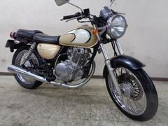 スズキ　ＳＴ２５０　Ｅタイプ　　キャブ車　ツートンカラー　アナログメーター　丸形ヘッドライト　セルキック併用式　空冷単気筒ＯＨＣエンジン