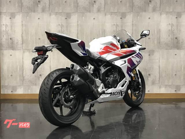 ホンダ CBR250RR 2025年モデル パールグレアホワイト