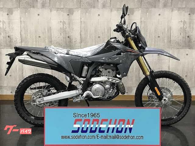 ＤＲ−Ｚ４Ｓ　２０２５年モデル　ソリッドアイアングレー