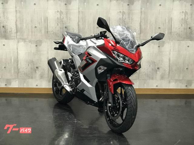 カワサキ Ninja 250 2026年モデル ギャラクシーシルバー