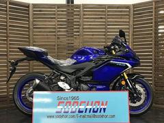 ヤマハ　ＹＺＦ−Ｒ３　２０２５年モデル　ディープパープリッシュブルーメタリック
