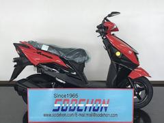 スズキ　アヴェニス１２５　２０２３年モデル　国内正規車輛　パールミラレッド・グラススパークルブラック