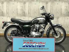 カワサキ　Ｗ６５０　２００８年モデル　メタリックダークグリーン・メタリックチタン