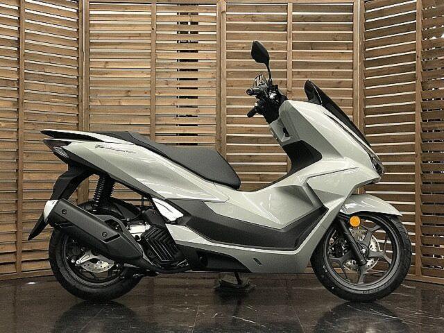 ホンダ PCX160 2025年モデル パールジュピターグレー