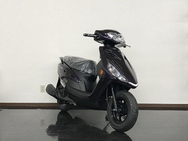 ヤマハ AXIS Z 2025年モデル ダークグレーイッシュパープル