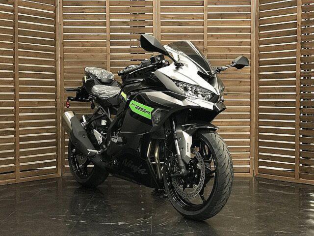 亀蔵 Amazon.co.jp: ZXR400 ヒューズボックス 26021-1072 カワサキ