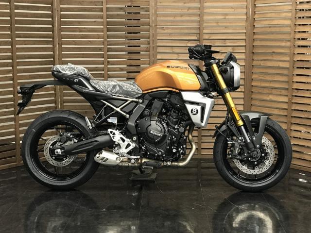 スズキ GSX－8T 2026年モデル キャンディバーントゴールド