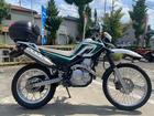 ヤマハ セロー２５０　ＤＧ１７Ｊ型２０１０年式　インジェクションモデル　シルバータンク　ハンドガード　リアキャリア　リアボックスの画像（神奈川県