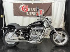 ホンダ　Ｖ−ＴＷＩＮ　ＭＡＧＮＡ　２ｉｎ１マフラー　スモールウィンカー　ＬＥＤヘッドライト　１９９４年式　２７馬力　フルブラック