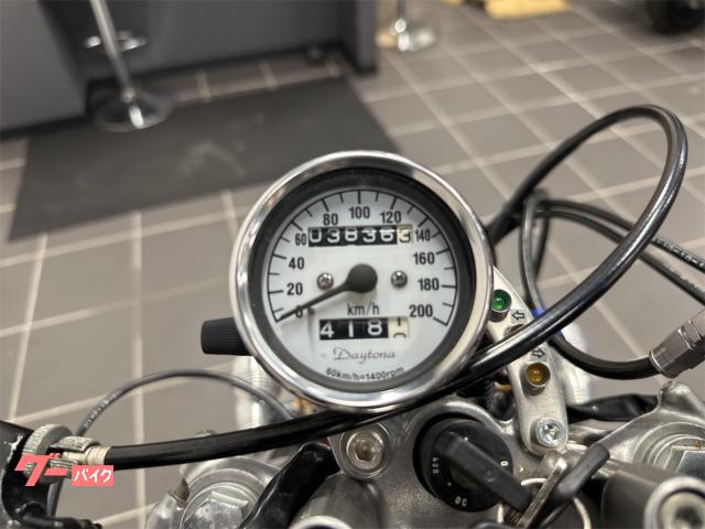 GB250クラブマン　ヘッドライトデジタルメーター スピード・タコ一体型デジタルメーターの装着（ホンダ GB250