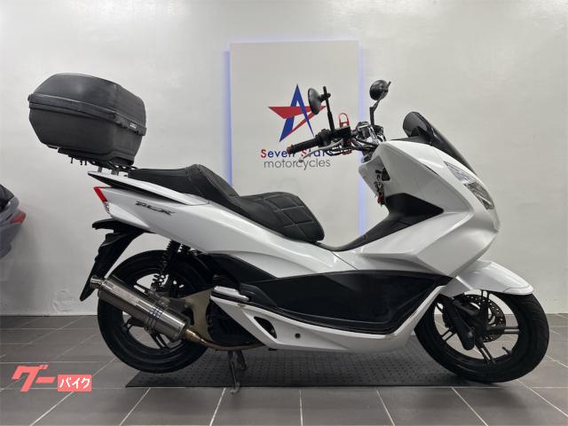 ＰＣＸ　ＪＦ５６　ＬＥＤヘッドライト　モリワキ製カスタムマフラー　ハリケーン製ハンドル　Ｅｓｐエンジン　カスタムシート