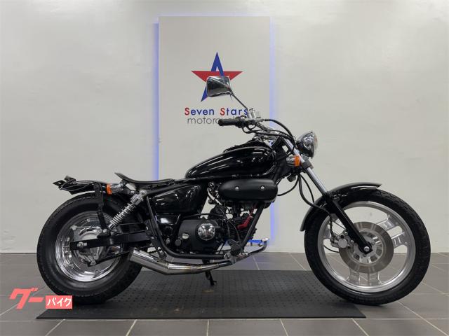 ＭＡＧＮＡ　ＦＩＦＴＹ　マグナ５０　カスタムマフラー　フェンダーカスタム　ブラックアウト　フロントディスクブレーキ