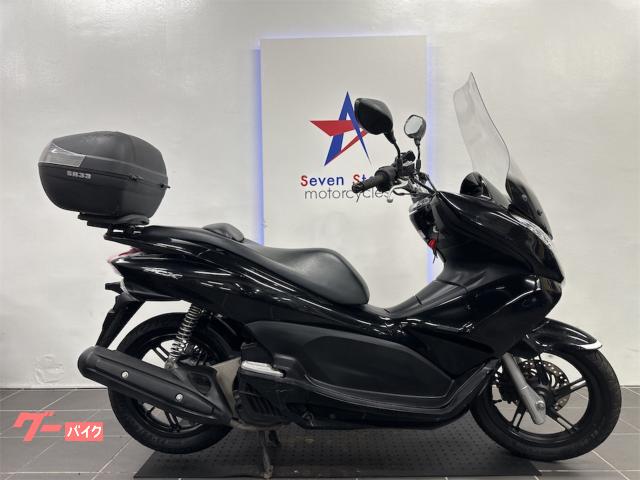 ＰＣＸ　ＪＦ２８　フロントディスクブレーキ　ガソリン残量メーター付き　Ｅｓｐエンジン　ロングスクリーン　リアＢＯＸ付き