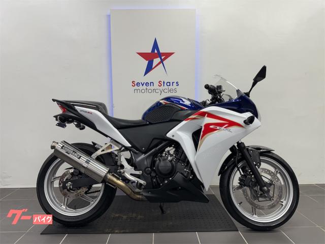 ＣＢＲ２５０Ｒ　ＬＥＤヘッドライト　エンデュランス製カスタムマフラー　前後ディスクブレーキ　カーボンカバー　ガソリン残量メーター付