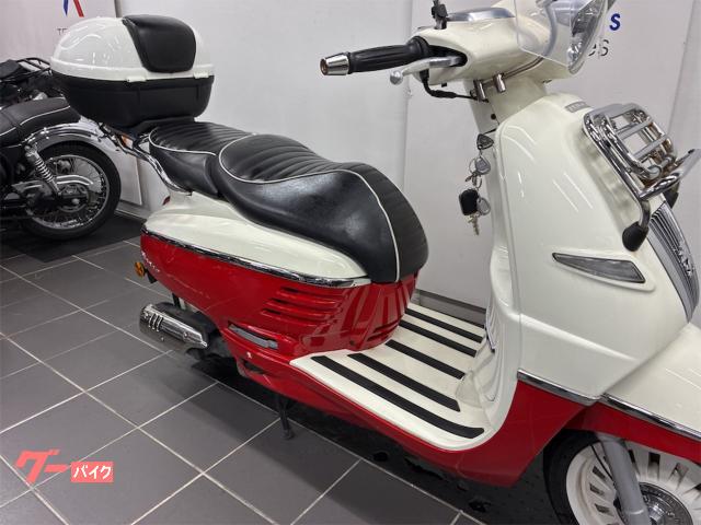 PEUGEOT ジャンゴ125 エバージョン 純正OPスクリーン 