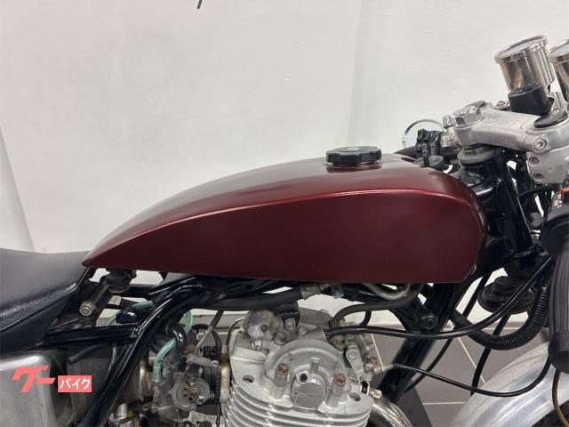 ヤマハ SR400 3型 フロントディスクブレーキ デイトナ製カスタム
