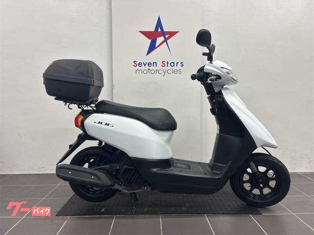 ＪＯＧ　ＦＩ　ＡＹ０１モデル　ガソリン残量メーター付き　リアＢＯＸ　メットインスクーター　インジェクション搭載　フラットステップ